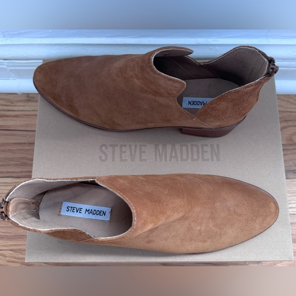 Steve Madden ankle boot with cut out - Picture 4 of 9